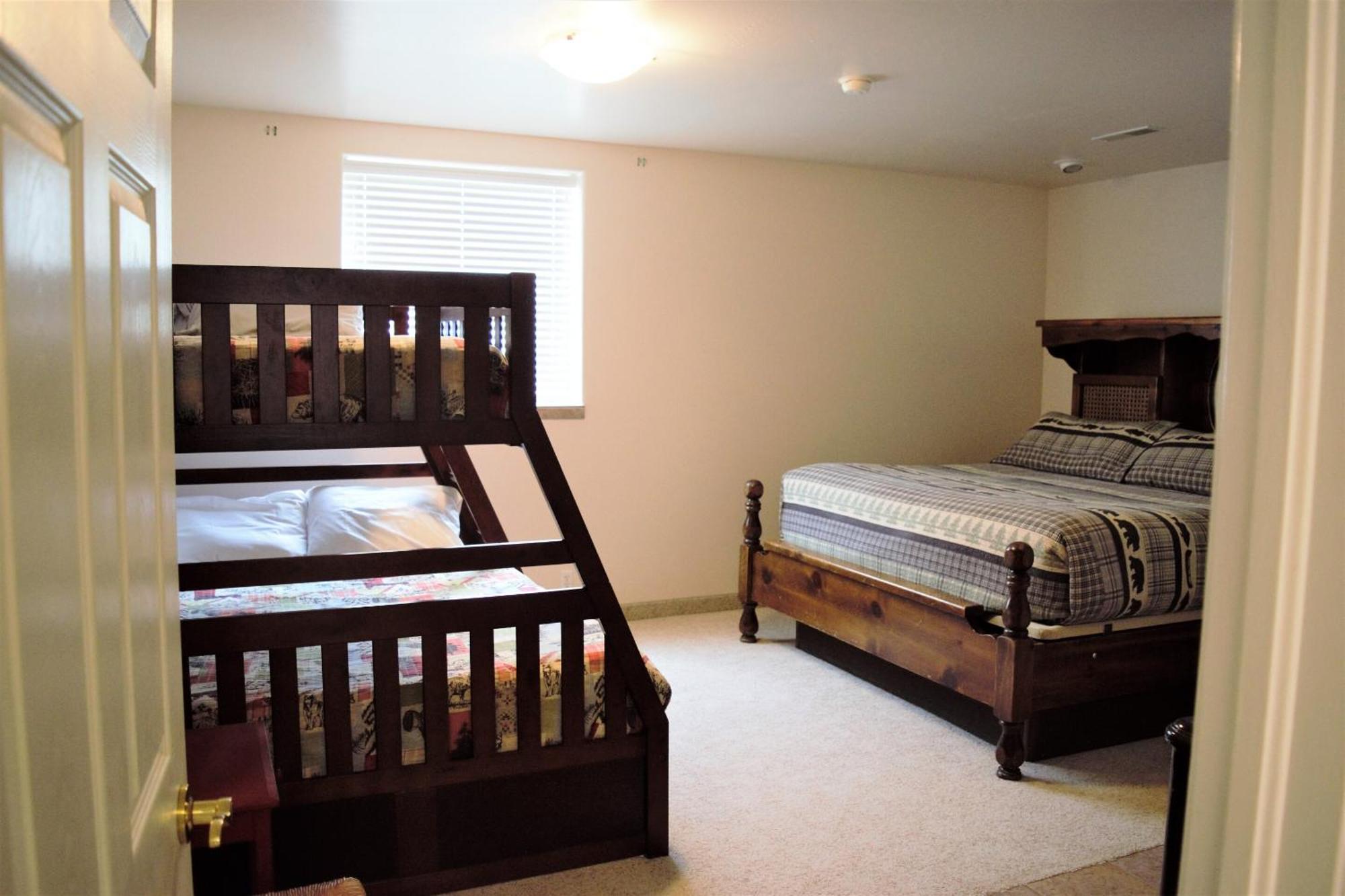 สวอลโลว์ โคฟ Bed & Breakfast Panaca ภายนอก รูปภาพ