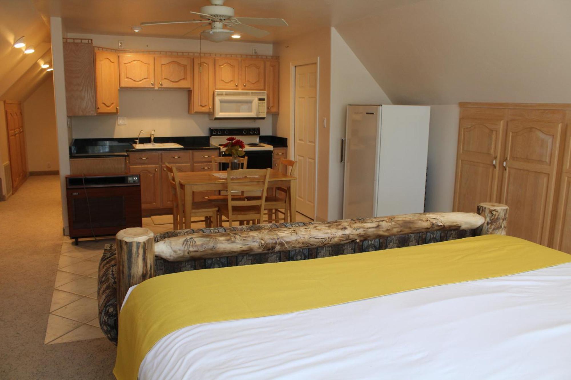 สวอลโลว์ โคฟ Bed & Breakfast Panaca ห้อง รูปภาพ